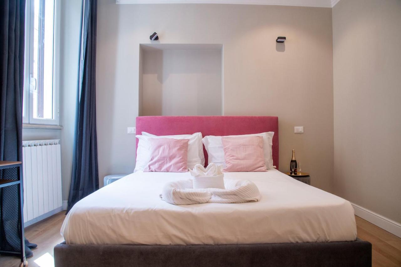 רומא Ad Suites Tritone מראה חיצוני תמונה