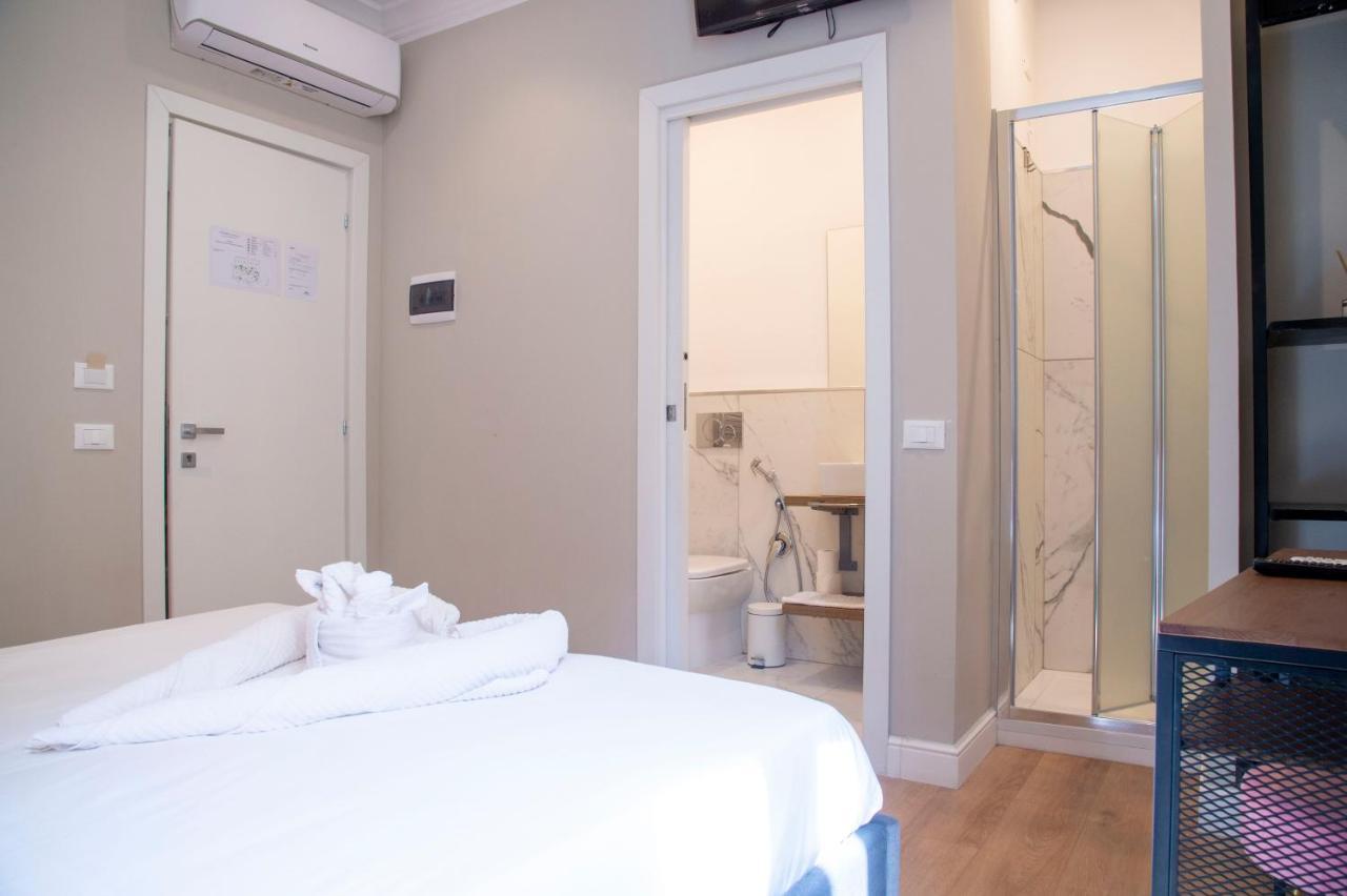 רומא Ad Suites Tritone מראה חיצוני תמונה