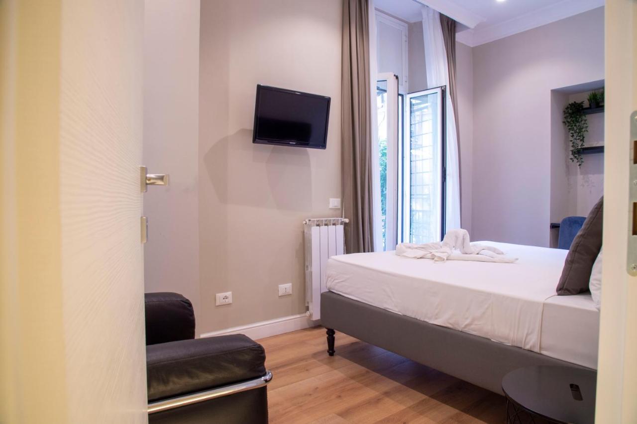 רומא Ad Suites Tritone מראה חיצוני תמונה