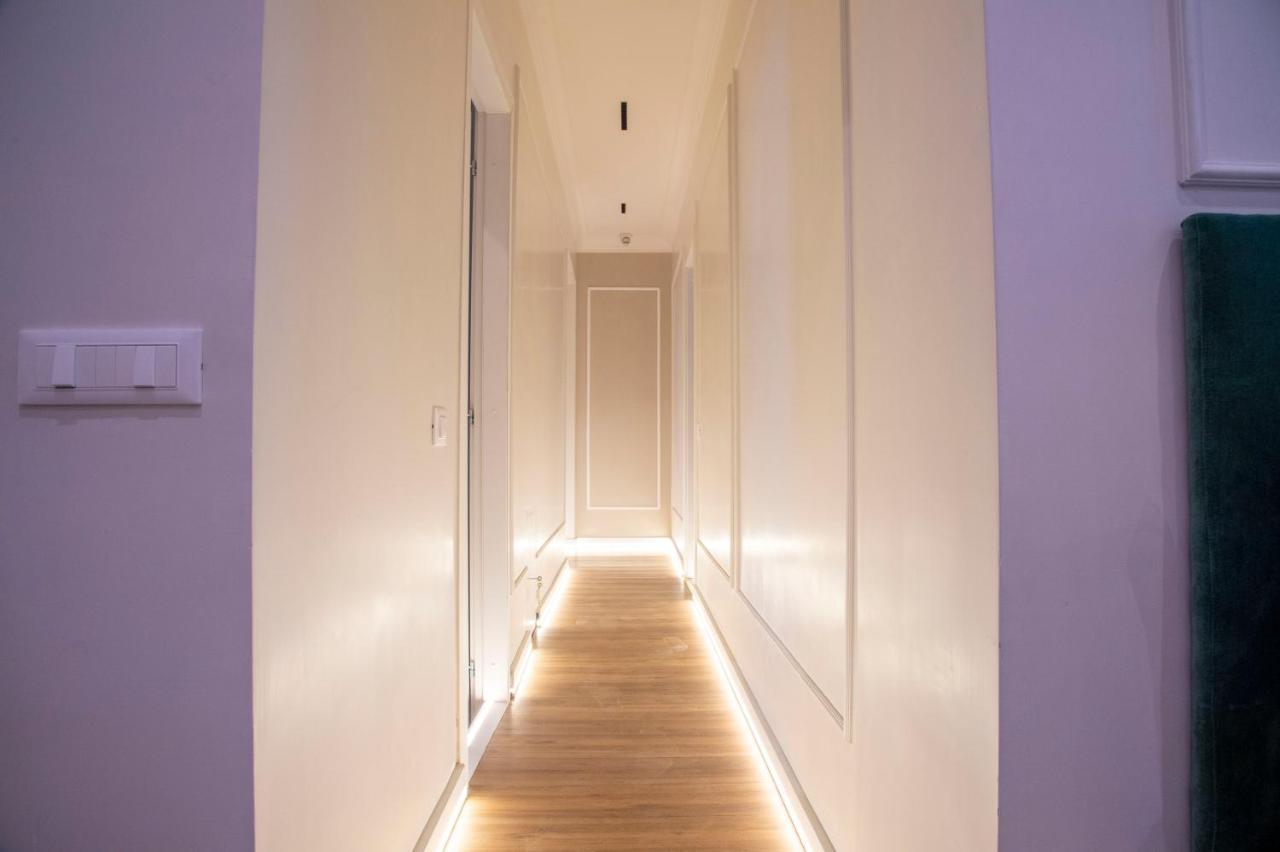 רומא Ad Suites Tritone מראה חיצוני תמונה