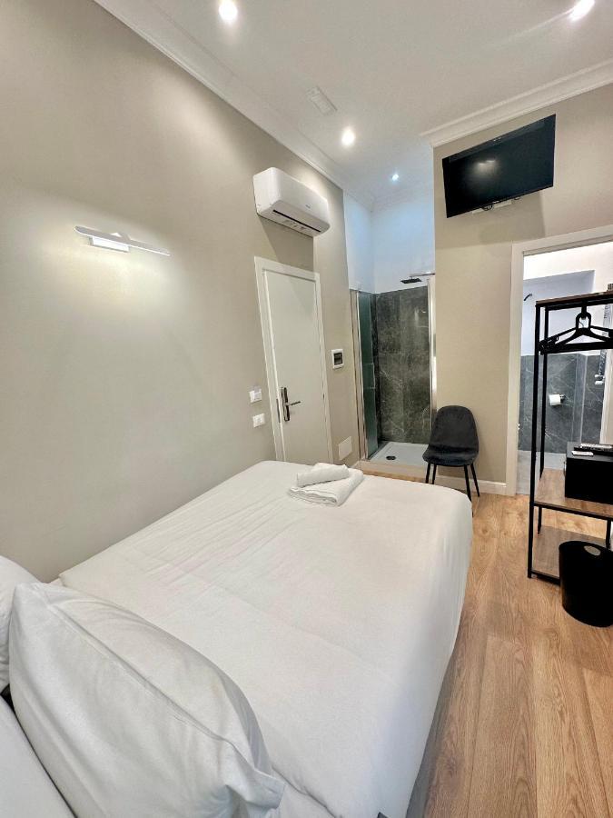 רומא Ad Suites Tritone מראה חיצוני תמונה