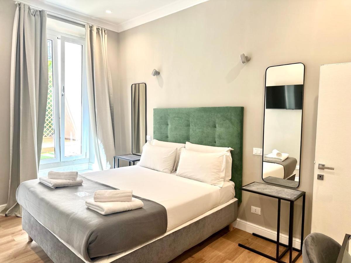 רומא Ad Suites Tritone מראה חיצוני תמונה